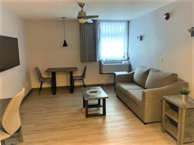 Hotel Far Hills Val-Morin المظهر الخارجي الصورة